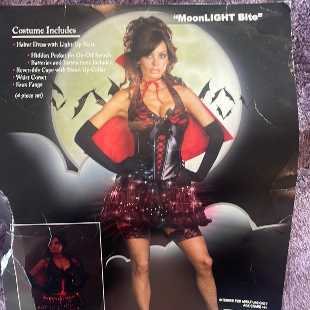 Dream girl “MoonLight Bite” 2 piece costume size Medium